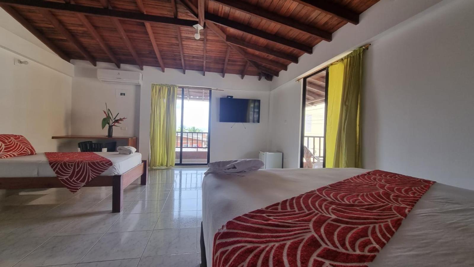 Hotel Bahia Yubarta Bahia Solano Kültér fotó